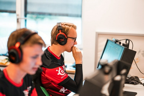 无畏契约手游超凡一段位女宝账号共号指南与技巧解析